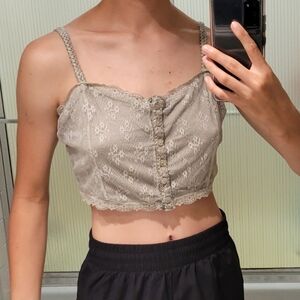 Gray lace button croptop cami